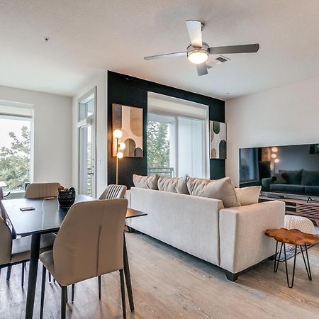 Stylish Riverview Condo On The Riverwalk #1441 Сан Антонио Екстериор снимка