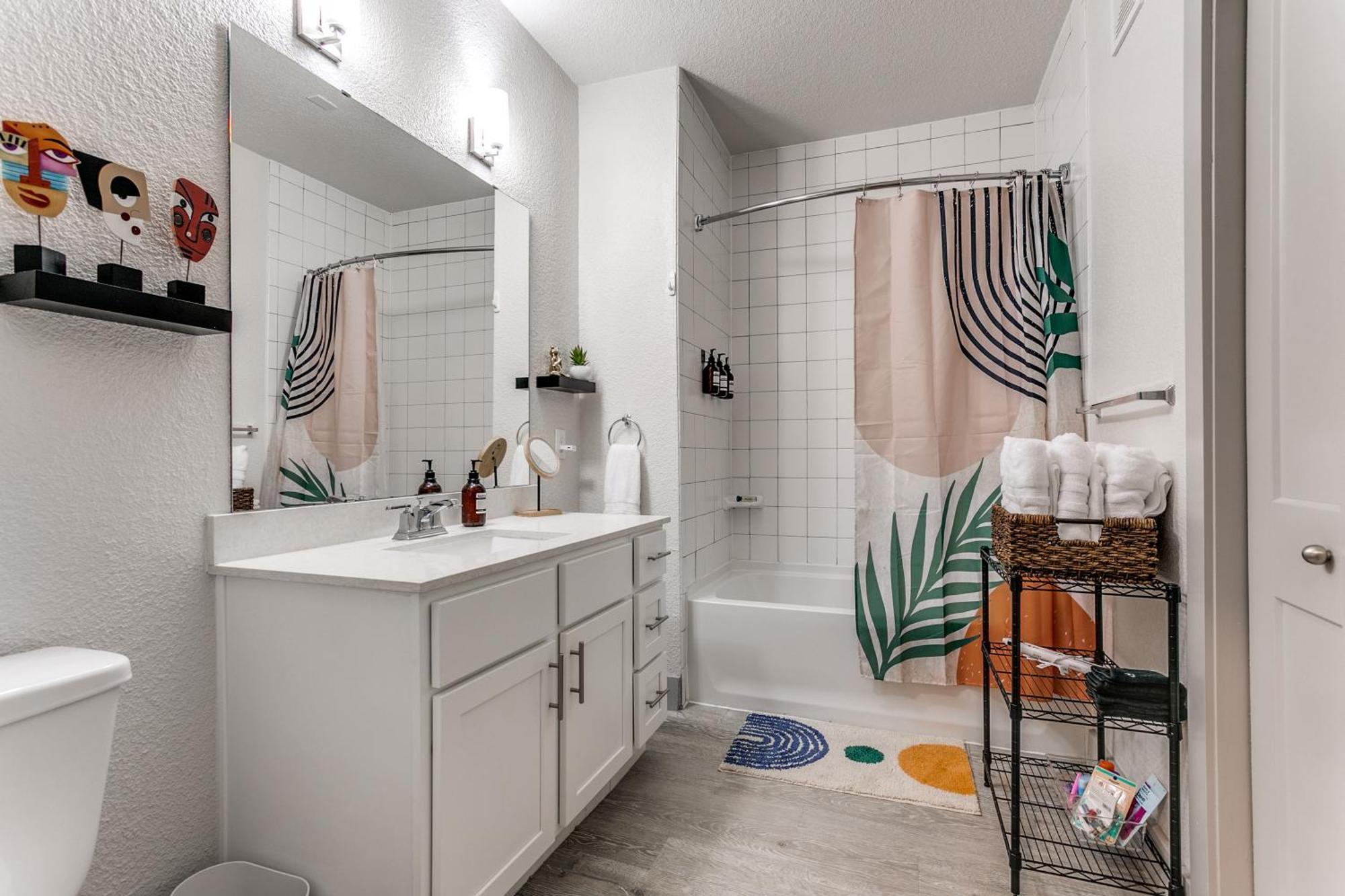 Stylish Riverview Condo On The Riverwalk #1441 Сан Антонио Екстериор снимка