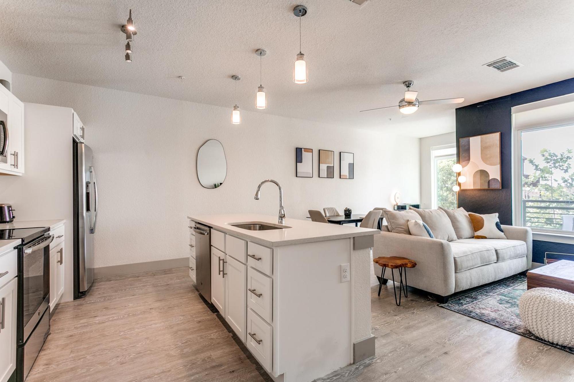 Stylish Riverview Condo On The Riverwalk #1441 Сан Антонио Екстериор снимка